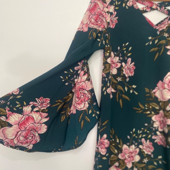 NWT Lulus XS Swing Floral Mini Bell Split Sleeves Dress - Picture 6 of 11